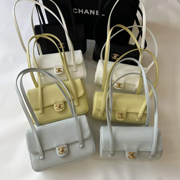 Picture of Chanel Handbags 2 _SKUfw239855737fw